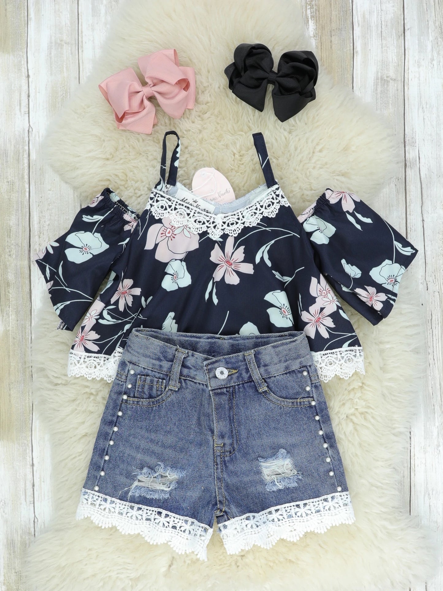 Pink & Navy Floral Lace Top & Denim Shorts Outfit