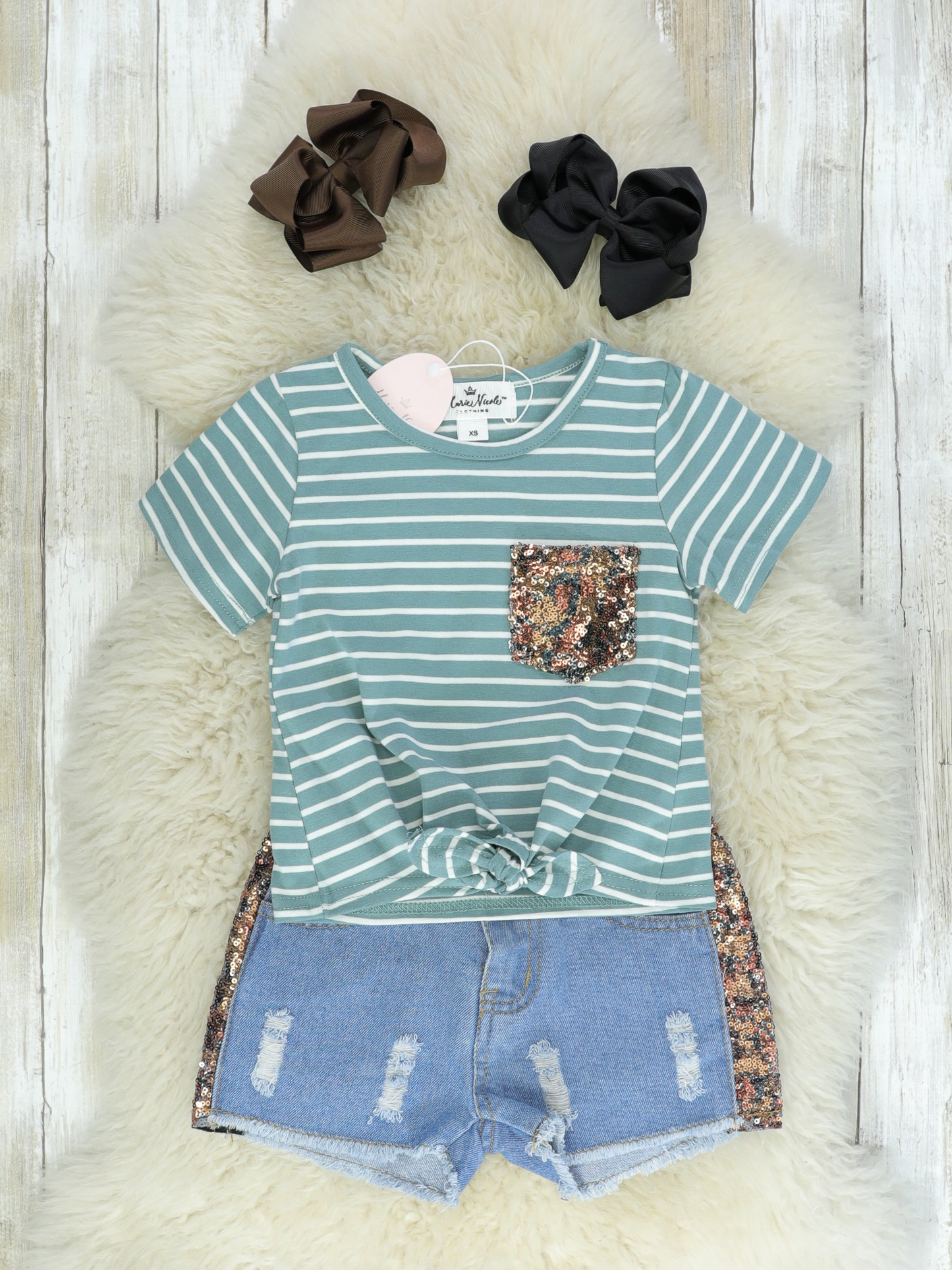 Sage Sequin Pocket Tee & Denim Shorts Outfit